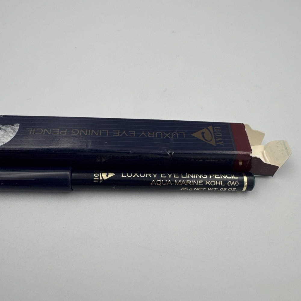 AVON Luxury Eye Lining Pencil   Aquamarine Kohl Aqua Marina